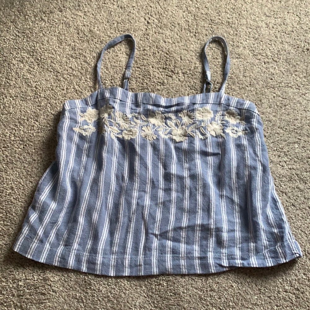 crop top